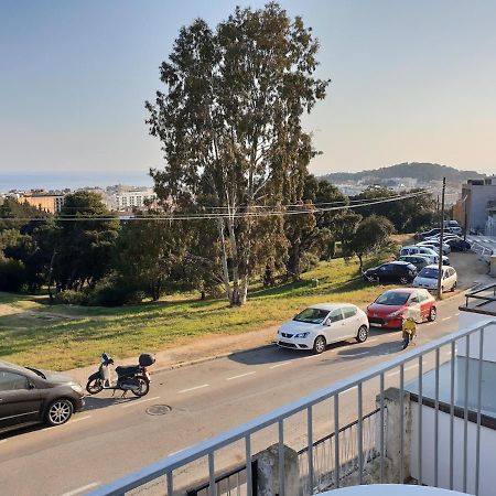 Apartamentos Juan Jose Lloret de Mar Exteriör bild